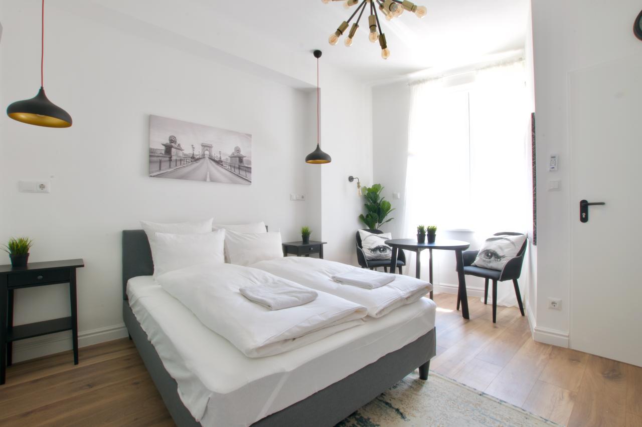 Luxury Apartment By Hi5 - Regiposta Budapest Exterior photo