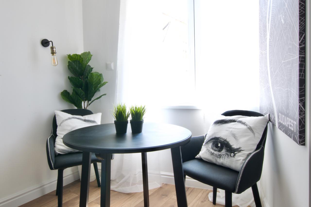 Luxury Apartment By Hi5 - Regiposta Budapest Exterior photo